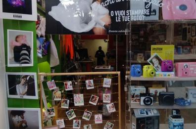 Bari, l'appello di un commerciante: «Io e la mia famiglia guariti dal Covid, ora ci ucciderà la crisi»