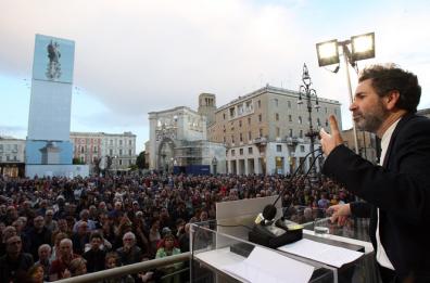 Lecce, a un anno dall'elezione il bilancio di Salvemini: dai buoni spesa alle grandi opere, il Covid non ferma il Comune
