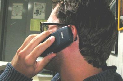 Ostuni, telefonate notturne e minacce alla collega: nei guai un 22enne 