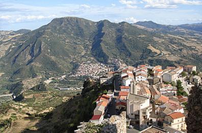 Fase 3, il turismo lucano punti sui... lucani: così la vacanza è «sotto casa»