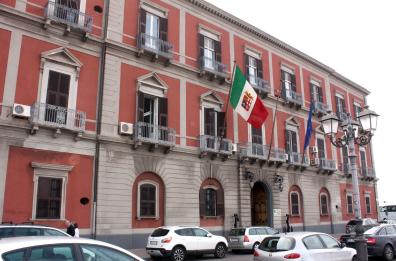 Taranto, appalto mense: la Marina precisa «Tutto regolare»
