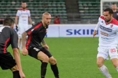 L’ultimo miglio di Schiavone: «Bari fidati,  ti farò grande»