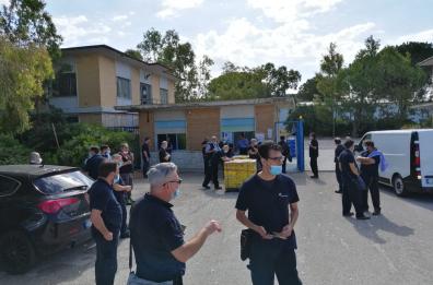Brindisi, lo stipendio? «Zero euro», protesta alla TI Automotive
