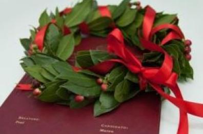 Università Bari, da luglio sedute di laurea all'aperto e da settembre lezioni in aula