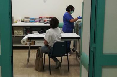 Policlinico Bari, centro prelievi aperto di domenica: 38 i pazienti prenotati 