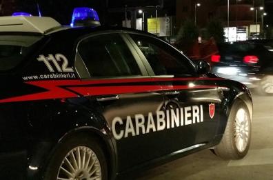 Acquaviva, protesta per gli schiamazzi: medico preso a pugni, finisce in ospedale