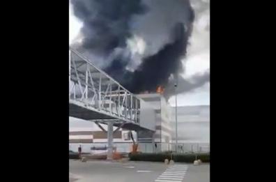 Incendio e fumo a Pontenure in zona logistica Piacenza