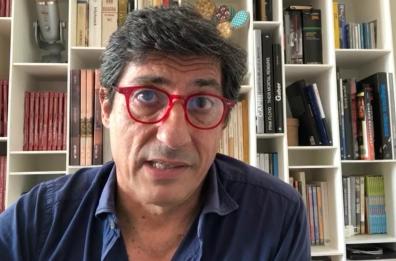 Parlare del virus senza nominarlo: nuovo libro per Corrado Veneziano, la rilettura di Emilio Solfrizzi