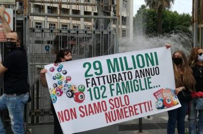 Bari, sala Bingo chiusa: lavoratori a spasso 