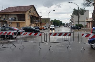 Foggia, giù cornicione palazzina: per i tecnici si può rientrare, ma le famiglie sgomberate protestano