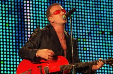 Bono Vox, i 60 anni del leader U2 tra musica e impegno globale