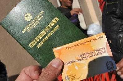 Foggia, falsi contratti di lavoro per ottenere 331 permessi di soggiorno