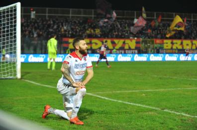 Angelozzi spazza via i dubbi: «Bari, nessuno come te»
