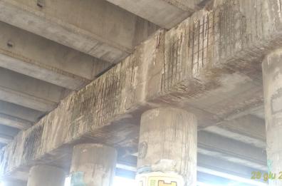 Barletta, ponte della strada statale «16 bis»: preoccupa il degrado della struttura
