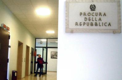 Minacce a testimoni e falso: indagato ex pm Trani Michele Ruggiero