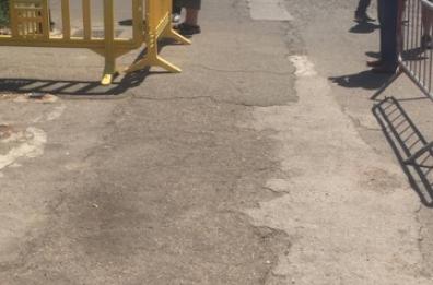 Taranto, in fila per la chemioterapia: la polemica si fa rovente
