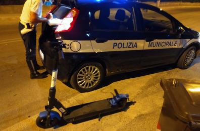 Bari, bimbo di 5 anni investito da monopattino: trasportato in codice rosso, ha una gamba rotta