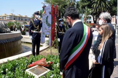 Scontro treni, Bari ricorda le 23 vittime a 4 anni dal disastro