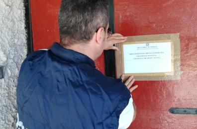 Borgo Cervaro, festa non autorizzata e senza distanziamento: polizia sospende attività locale