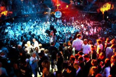 In discoteca da Bari a Bisceglie col bus gratuito
