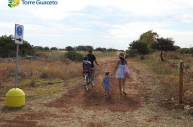Torre Guaceto, percorso in bici nella Riserva e si arriva in spiaggia