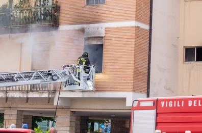 Dimentica gas acceso tutta la notte, anziana trovata morta in casa a Veglie