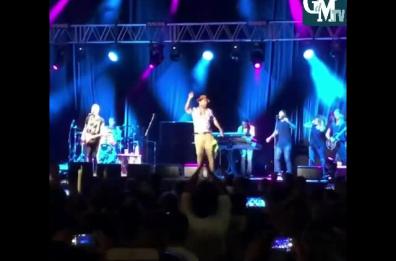 Trani, Sting e Shaggy: pubblico impazzito sulle note di Message In A Bottle