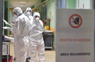 «Attenzione il virus continua a viaggiare sulle nostre gambe»: il monito del direttore Asl Lecce