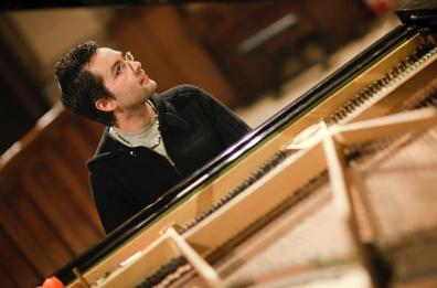 Livio Minafra: la musica si apprende e si sogna con l’arte di improvvisare