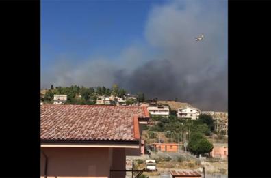 CALABRIA - Incendio a Lazzaro di Motta San Giovanni (Reggio Calabria)