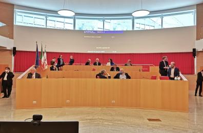Puglia, convocati i comizi. Si vota il 20 e 21 settembre. La Camera dà l'ok con 267 sì: dl va al Senato