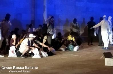 Gallipoli, fra gli 84 migranti sbarcati 9 positivi al Coronavirus