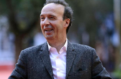 Festival di Sanremo, a sorpresa arriva Roberto Benigni: il mostro sacro dell’imprevedibilità