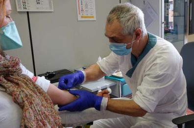 Covid, in Puglia 1287 nuovi casi e 6 morti, positivo il 15,64% dei test