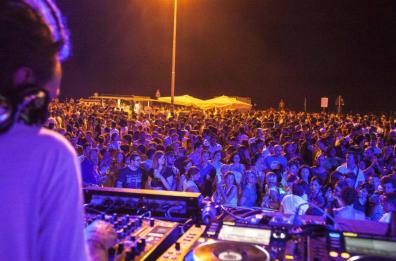 Discoteche chiuse, gli operatori pugliesi si rivolgono al Tar