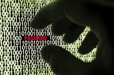 Ceglie Messapica, gli sottraggono la password: anziano perde 117mila euro

