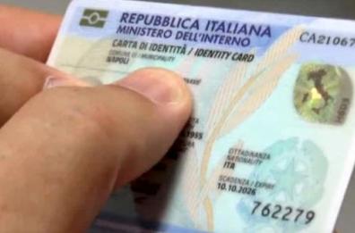 Bari, 20mila rinnovi carte identità elettroniche: approvato progetto per smaltire arretrati Covid 