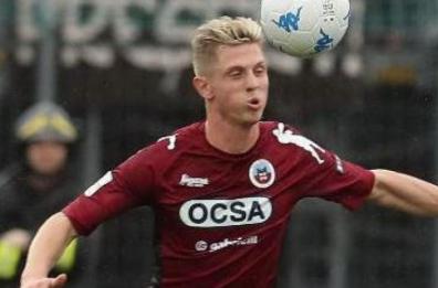 Lecce prepara il pressing: sul taccuino degli attaccanti Vido e il francese Riviere