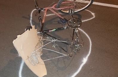 Bari, scontro moto-bici sul ponte a Japigia: grave 15enne, potrebbe perdere un occhio 