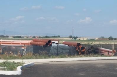 Foggia, incendio nel cantiere dell'Orbitale di via La Torre: distrutti tubi di una ditta di Isernia

