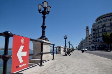 Bari, «My Deejay ten», sul lungomare le frecce rosse segna-chilometri