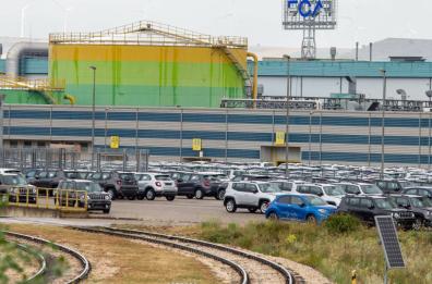 Melfi, 3 operai Fca positivi: controlli a tappeto, pericolo scampato
