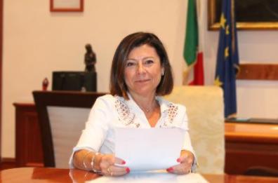 Rielezione presidente Cotrab,  ministra De Micheli: «Sono sgomenta. Mi impegno affinché sia rimosso» 