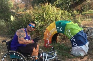 La sfida di Adriano: in sedia a rotelle sulla Via Francigena fino a Leuca 