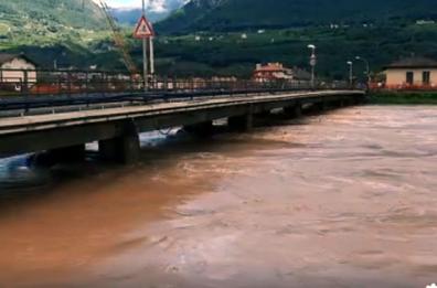 Esondazione Adige a Egna: chiusa A22 autostrada Brennero