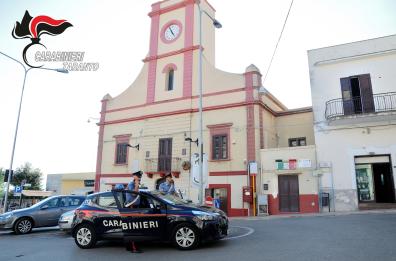 Massafra, picchia e rapina donna per strada: fermato 28enne senza fissa dimora