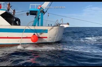 Molfetta, pesca a strascico illegale: sanzionato comandante peschereccio