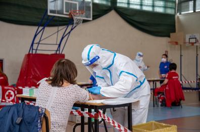 Basilicata, test su lavoratori scuola: mancano medici e kit 