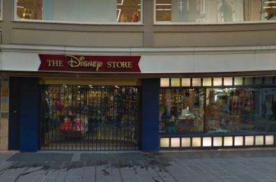 Bari, Disney Store annuncia chiusura: domani sciopero e sit-in dei lavoratori 