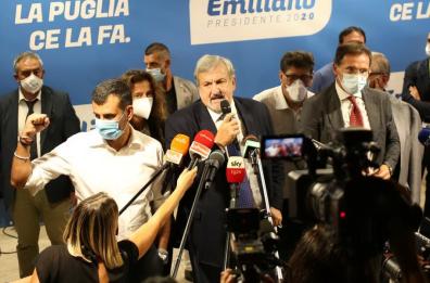 Regionali, il ciclone Emiliano (47%) «vince» ovunque tranne a Brindisi. Fitto, dèbacle a Bari (33)%. Paolicelli (Pd) mr. preferenze con 23mila voti.